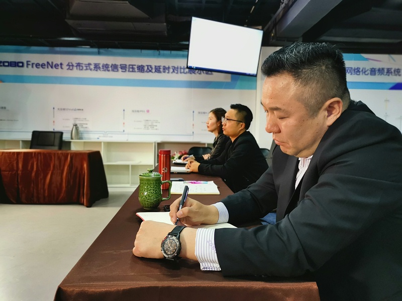 喜慶二 奮進新征程丨ZOBO香蕉视频APP在线观看組織全體黨員及員工代表集體收看黨的二召開盛況直播