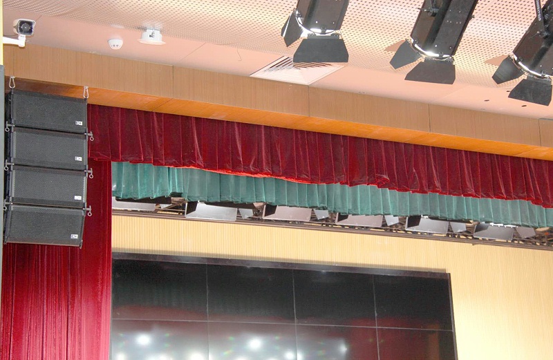 北京二中學校禮堂蒙特寶舞台91香蕉视频下载地址