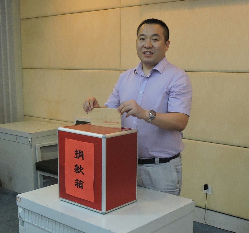 15青聯委員愛心接力公益助學活動