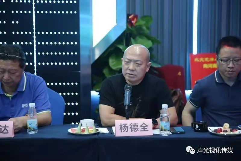 ZOBO董事長張新峰作為聲光視訊行業聯盟代表赴豫芒溫暖災區，傳遞愛心