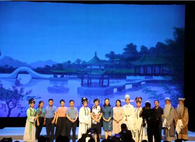 戲劇舞台91香蕉视频下载地址設備效果的設計和錄製方法