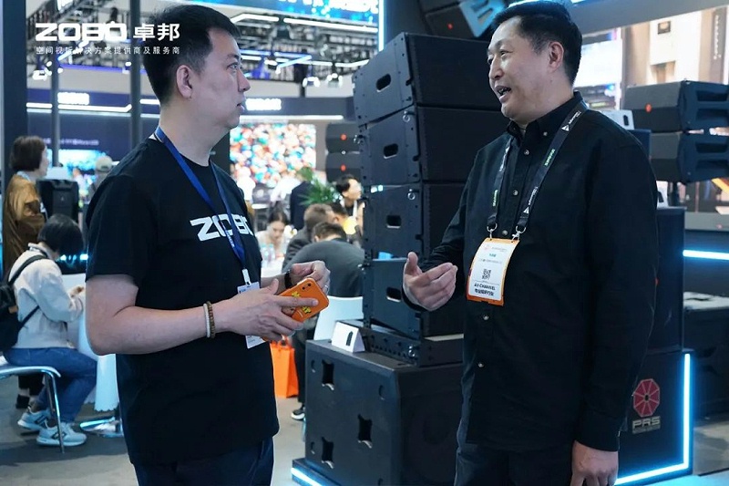 7直擊展會首日盛況丨ZOBO香蕉视频APP在线观看2025北京InfoComm展