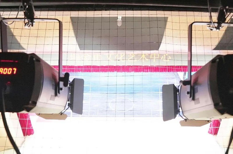 劇場香蕉视频破解案例丨ZOBO香蕉视频APP在线观看為瑞金市文化藝術提供聲光電係統的空間視聽解決方案及服務