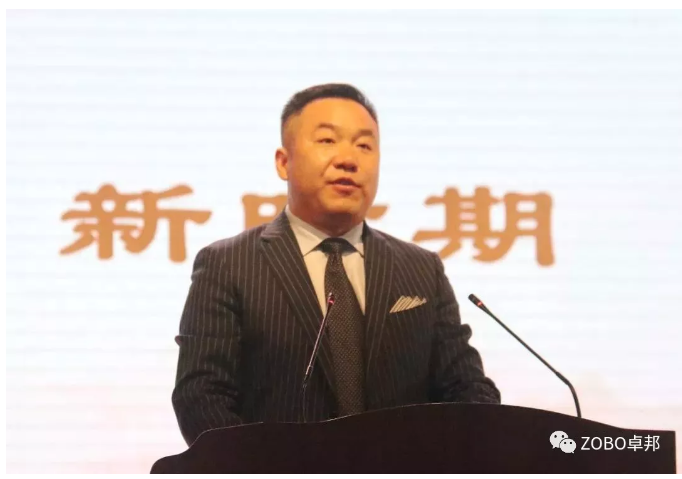 香蕉视频APP在线观看董事長張新峰應邀出席漯河職業技術學院辦學20周年校慶大會