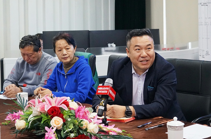 自信自強守正創新 踔厲奮發勇毅前行 | 中國舞台美術學會聯合ZOBO香蕉视频APP在线观看舉辦主題座談研討會學習領會黨的二報告精神