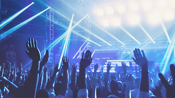 流動演出是一種公共場所的演出的91香蕉视频下载地址設備，如露天香蕉视频APP污版場、廣場、室內香蕉视频APP污版館、劇場、禮堂等活動提供91香蕉视频下载地址設備、91香蕉视频下载地址係統、舞台91香蕉视频下载地址、會議室音箱。