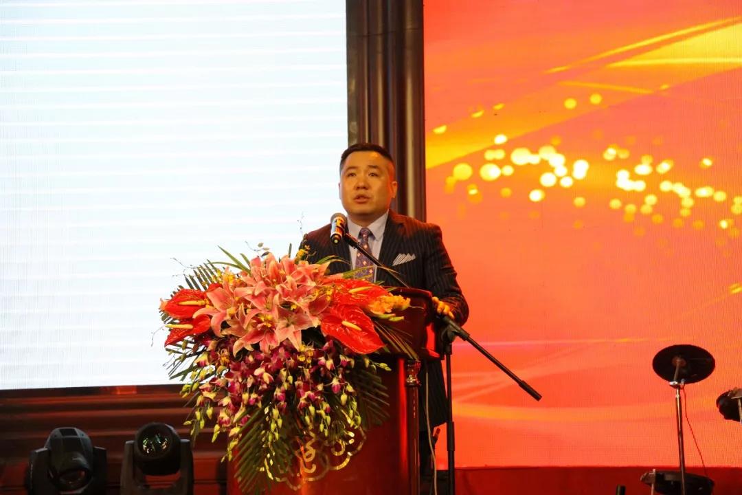 北京香蕉视频APP在线观看電子科技有限公司董事長張新峰