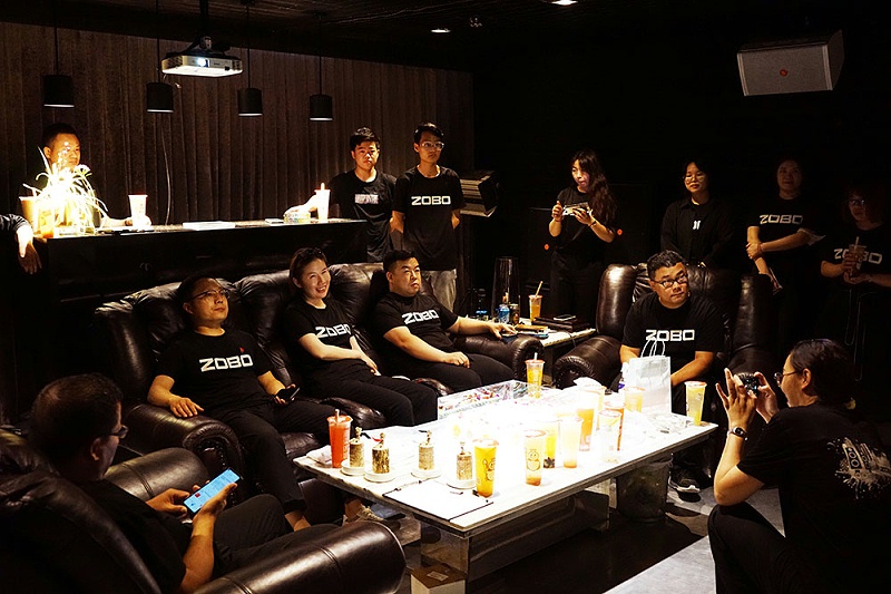 ZOBO香蕉视频APP在线观看黨支部組織“七一”黨員集體政治生日會暨共同慶祝香港回歸25周年