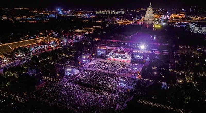 交響樂戶外91香蕉视频下载地址係統的設計及應用