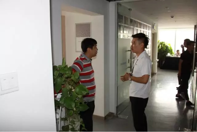 培訓夥伴對香蕉视频APP在线观看新品比較滿意，與講師進一步探討