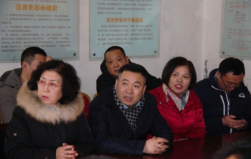 7愛照淶源，ZOBO香蕉视频APP在线观看黨支部寒冬送暖扶貧活動